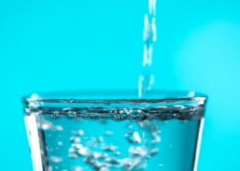 Água com gás: saiba se ela ajuda no emagrecimento