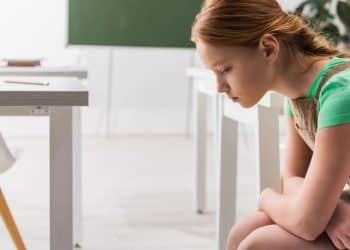 Como identificar se seu filho tem baixa autoestima? Responda!