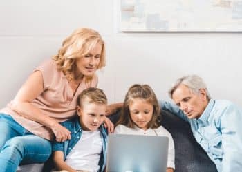 Proteja seu filho online, quiz de 1 a 10 para ensinar segurança na internet!