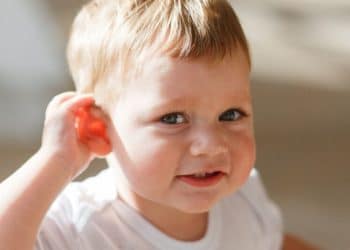 Dor de ouvido nas crianças: causas, tratamentos e como aliviar o desconforto