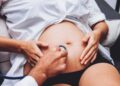 Internada, Lexa pede orações para sua filha e emociona: entenda o que aconteceu