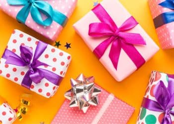 Exigências da lista de presentes deixa mãe chocada