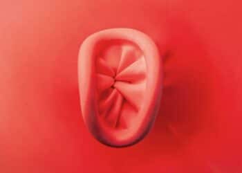 O que o seu umbigo diz sobre sua saúde? Descubra sinais importantes