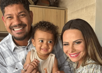 Viviane Araújo enfrentou um dilema ao deixar o filho doente no Carnaval