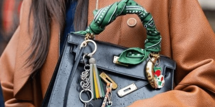 A Birkinficação chegou como customizar sua bolsa como uma fashionista?