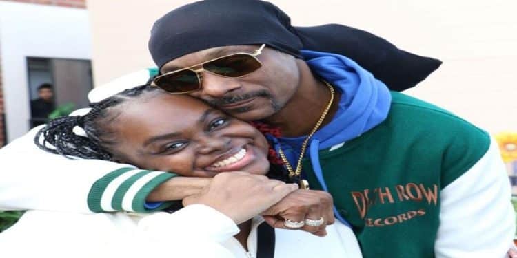 Filha de Snoop Dogg, Cori Broadus, revela nascimento prematuro de filha
