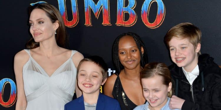 LOS ANGELES, CA. March 11, 2019: Angelina Jolie & Family at the world premiere of "Dumbo" at the El Capitan Theatre.
Picture: Paul Smith/Featureflash