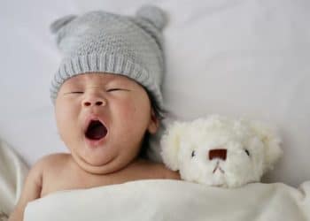 Conheça a regra de 10 minutos para garantir um sono tranquilo para seu bebê