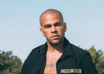 Justiça anula condenação de Daniel Alves e jogador pode receber indenização de R$ 68 mil