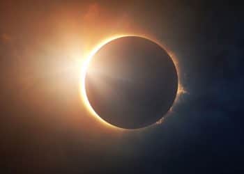 Eclipse Lunar Total de 2025! Significado, Dicas de Observação e Efeitos no Zodíaco