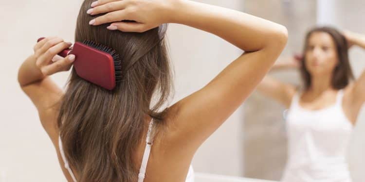 Cabelo ressecado? Vem aprender os truques para fios de diva!