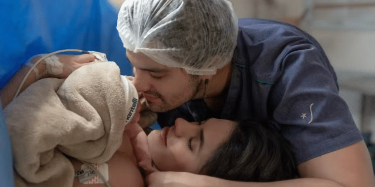 Luan Santana, Jade Magalhães, nascimento de Serena, bebê de famosos