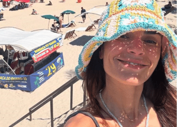 A Visita de Jordana Brewster ao Rio: De Futebol na Praia ao Cristo Redentor