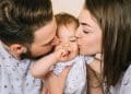 Como as crianças demonstram amor?