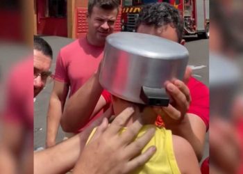 ‘Menino Maluquinho’: criança fica com cabeça presa em panela de pressão e é resgatada