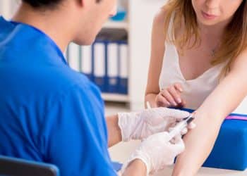 Como funciona o exame de curva glicêmica na gravidez?