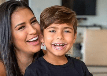 “Mãe, Você Não Sabe Fazer Conta!”: Henry Diverte ao Ajudar Simone com