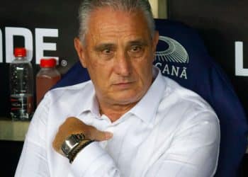Tite anuncia afastamento e deixa Corinthians sem técnico