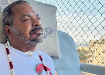 Arlindo Cruz volta a ser internado no CTI após agravamento do estado de saúde