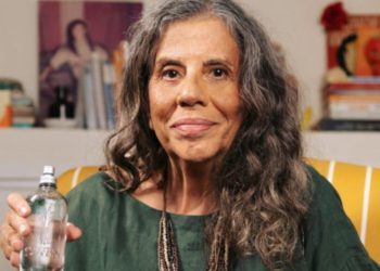 Filho de atriz de “Vale Tudo” que foi encontrada na rua desabafa: “Não vou ajudar, é louca”