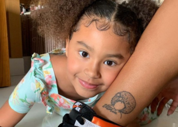 Pocah e Vitória brilham juntas na SPFW! moda, estilo e amor de mãe e filha