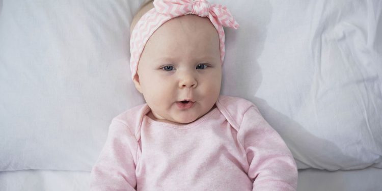 Por que o nome Emanuela encanta tantos corações? Descubra o seu significado bíblico