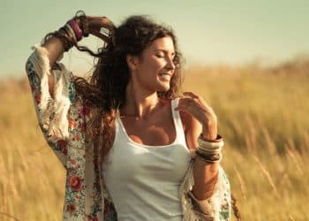 Boho moderno conquista as ruas com charme e autenticidade