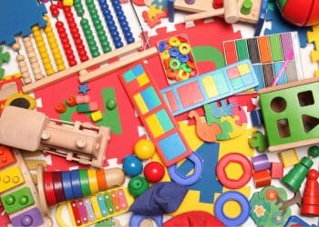 O que acontece quando seu filho tem brinquedos demais? A ciência explica