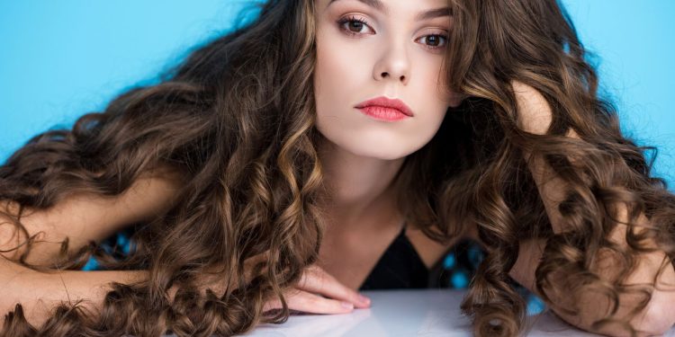 A escolha mais inteligente para manter seus cachos nutridos e sem frizz