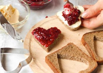 O que você come afeta sua saúde mental: veja os nutrientes que ajudam no equilíbrio emocional