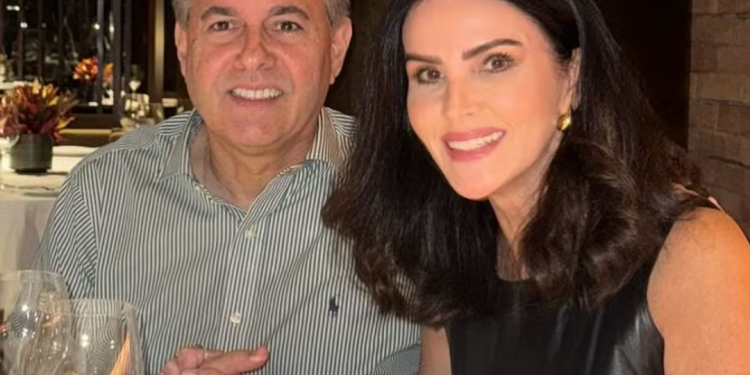 50 anos de elegância! Lisandra Souto comemora ao lado da família no RJ