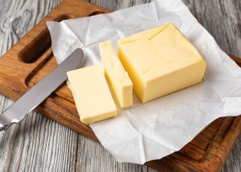 Manteiga ou margarina? Veja como consumir gordura sem risco