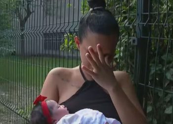 Mulher acreditava estar grávida de gêmeos e deu à luz a apenas um filho e polícia investiga o caso