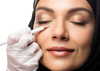 O detalhe mais poderoso na maquiagem em 2025 que ninguém está comentando