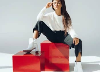 Transforme seu inverno com sapatos que aquecem o corpo e o coração