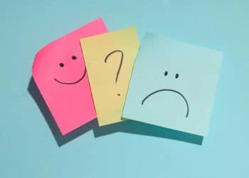 Sinais de que seu filho tem um amigo tóxico (e o que fazer sobre isso)