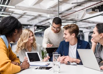 Empresas devem se adaptar à nova norma sobre riscos psicossociais no trabalho