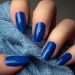Azul royal nas unhas! como usar, cuidar e arrasar com estilo
