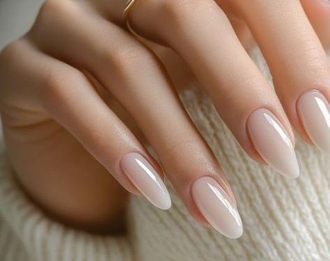 As tendências de unhas que estão conquistando 2025 — E não são o que você espera