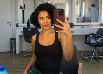 Bella Campos relembra dificuldades da família no começo da carreira e fala sobre as criticas à atuação em ‘Vale Tudo’: “Tentativa de sobrevivência”