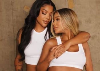 Ludmilla e Brunna Gonçalves mostram o rosto da filha pela primeira vez