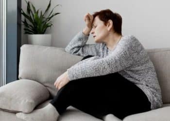 A realidade invisível das mães de pessoas com deficiência: entre a sobrecarga e a falta de apoio