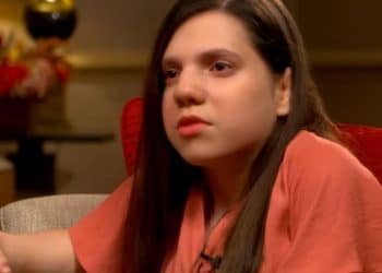 Anna Gava, mãe biológica de menina com nanismo que foi acusada de ser adulta sociopata, quer reencontrar a filha