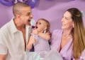Thiago Oliveira comemora o segundo aniversário da filha Ella em férias na Bahia
