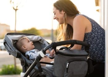 Carrinhos de bebê com mais de R$ 500 de desconto? Você encontra aqui no Clube Pais&Filhos