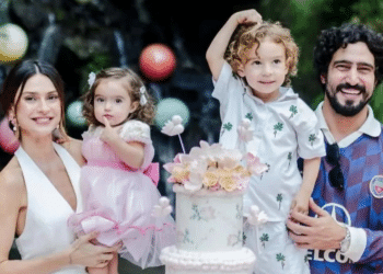 Thaila Ayala relata conflito entre filhos pequenos: “Meu filho não suporta a irmã”