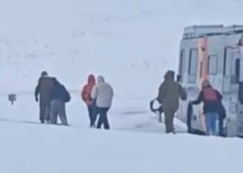 Brasileiros ficam presos em montanha no Chile após nevasca e esperam resgate há 2 dias