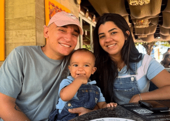 Ary Mirelle e João Gomes fazem ensaio em família antes do nascimento do segundo filho