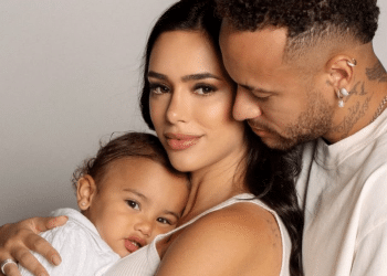 Bruna Biancardi faz tour pela brinquedoteca de Mavie e Mel