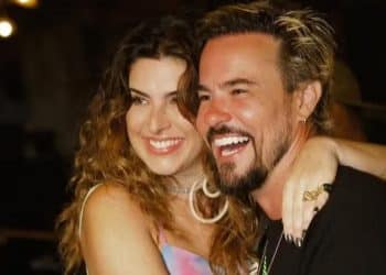 Paulinho Vilhena relembra acordo com Fernanda Paes Leme para atriz ter a sua primeira vez